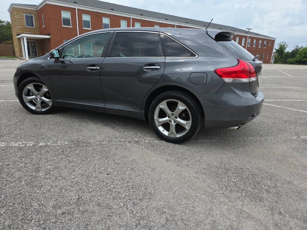 Used 2009 Toyota Venza AWD image 4