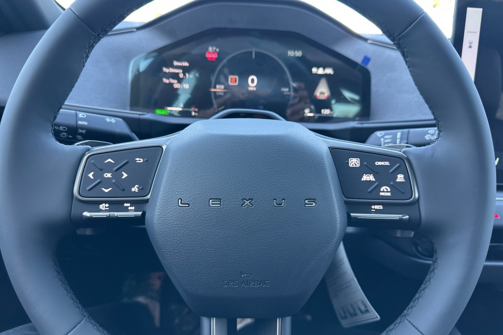 New 2026 Lexus ES 350h AWD w/ Convenience Package image 11