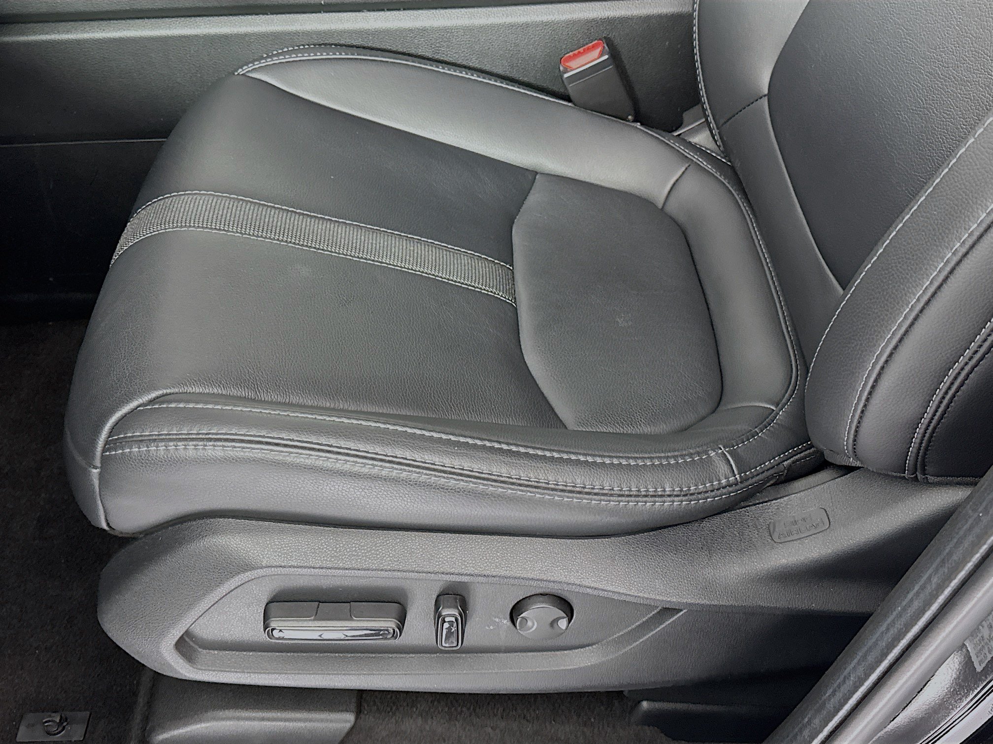 Certified 2024 Honda Pilot EX-L image 18
