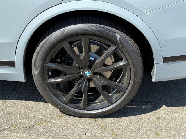 New 2026 BMW X7 xDrive40i w/ M Sport Package image 14