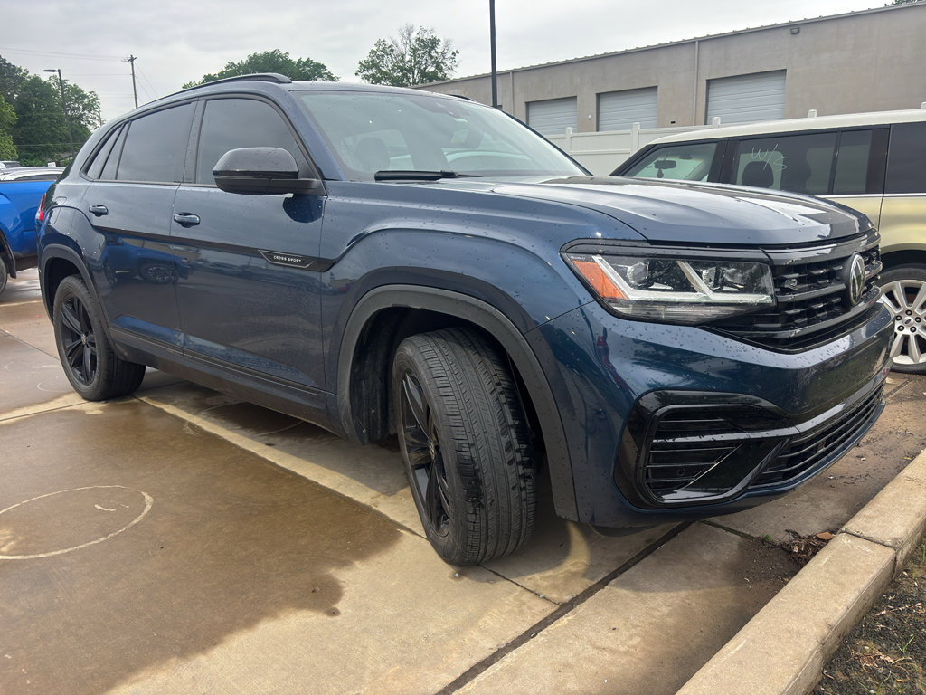 Used 2023 Volkswagen Atlas Cross Sport SEL R-Line AWD/4WD image 1