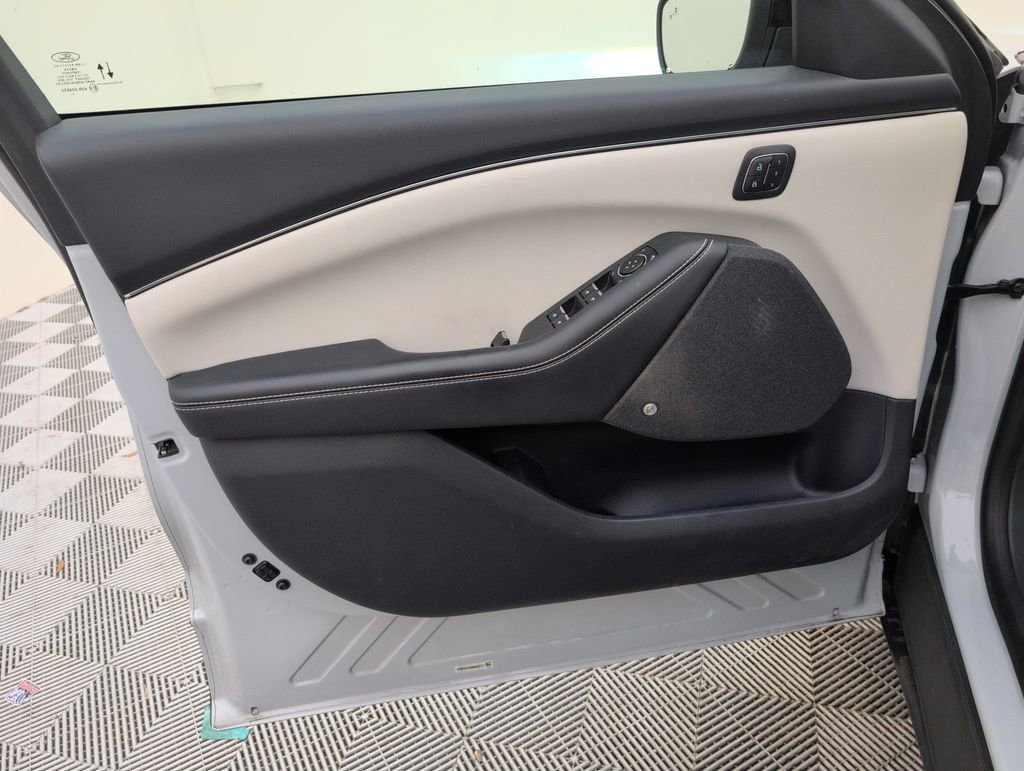 Used 2022 Ford Mustang Mach-E Premium AWD/4WD image 34