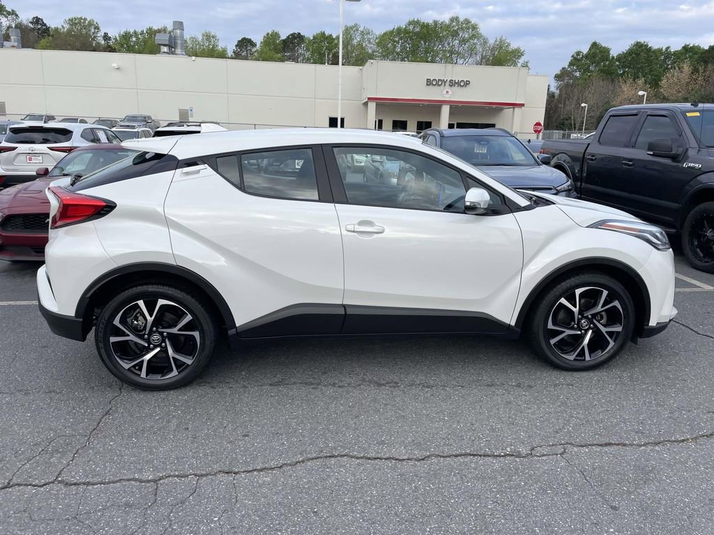Used 2021 Toyota C-HR XLE image 12