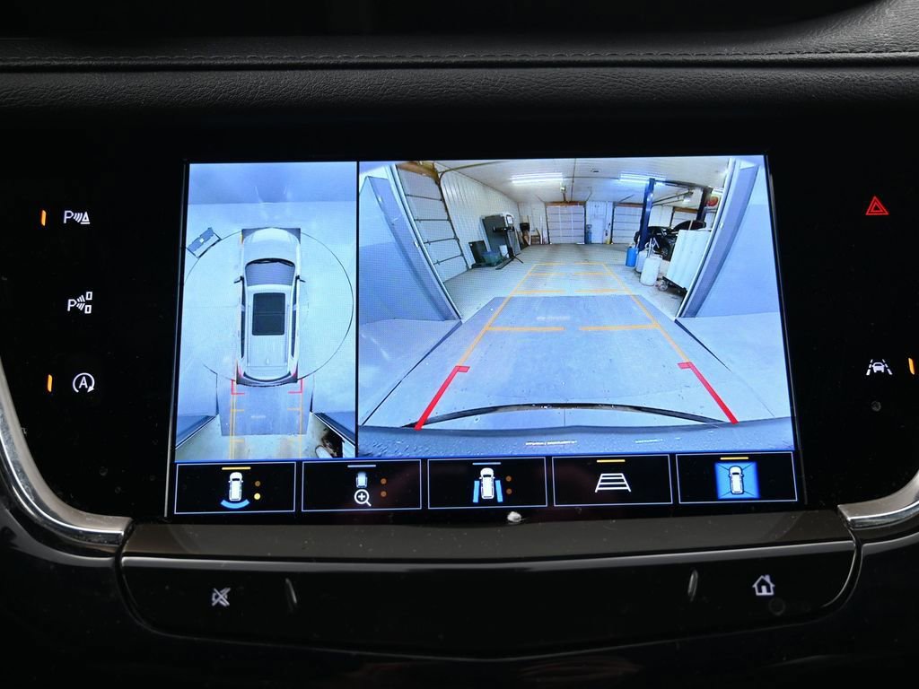 Used 2024 Cadillac XT6 Premium Luxury w/ Technology Package image 18