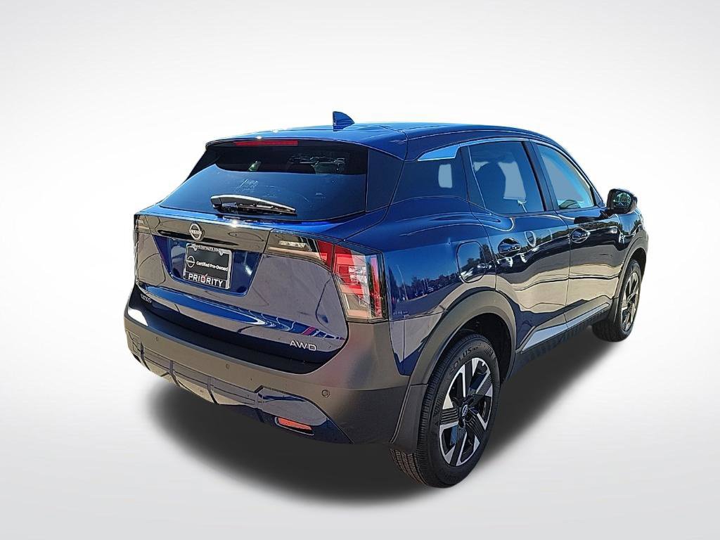 Certified 2025 Nissan Kicks SV w/ Charging Package AWD/4WD image 4
