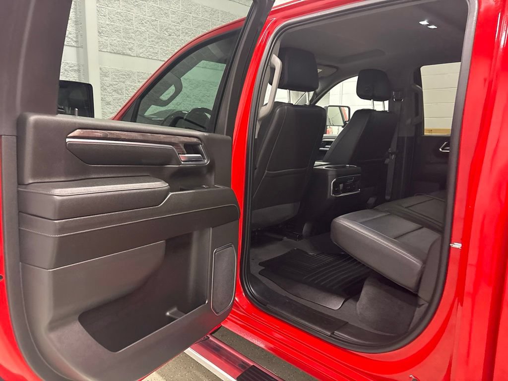 Used 2024 Chevrolet Silverado 2500 LTZ w/ LTZ Convenience Package AWD/4WD image 33