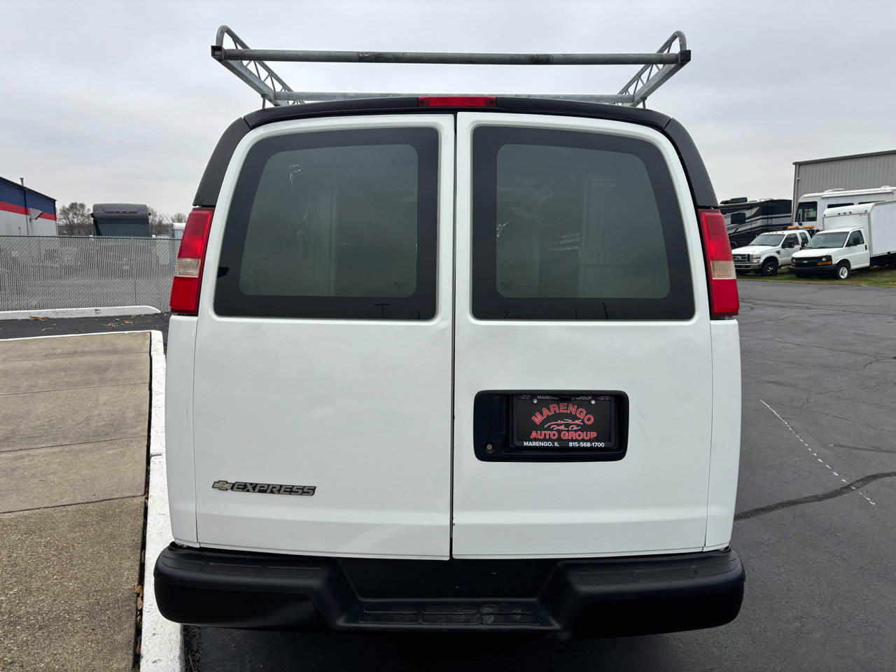 Used 2013 Chevrolet Express 2500 Extended image 4
