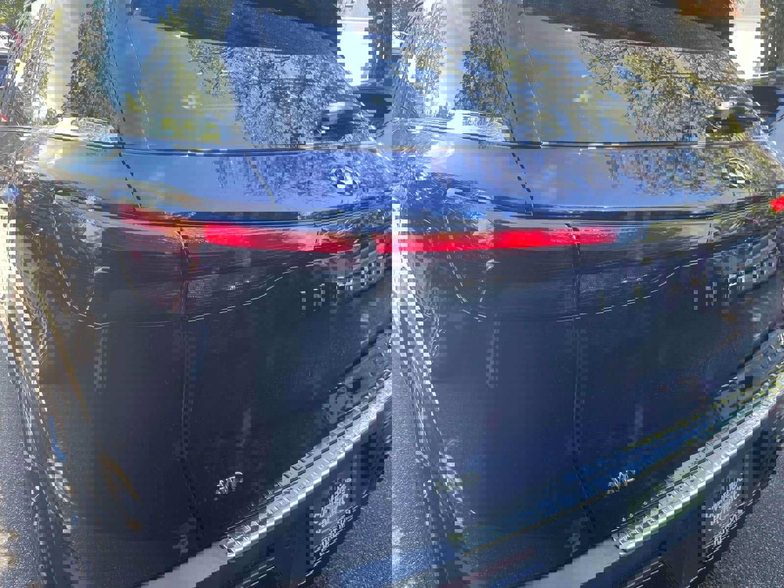 Used 2023 INFINITI QX60 Luxe w/ Cargo Package image 9