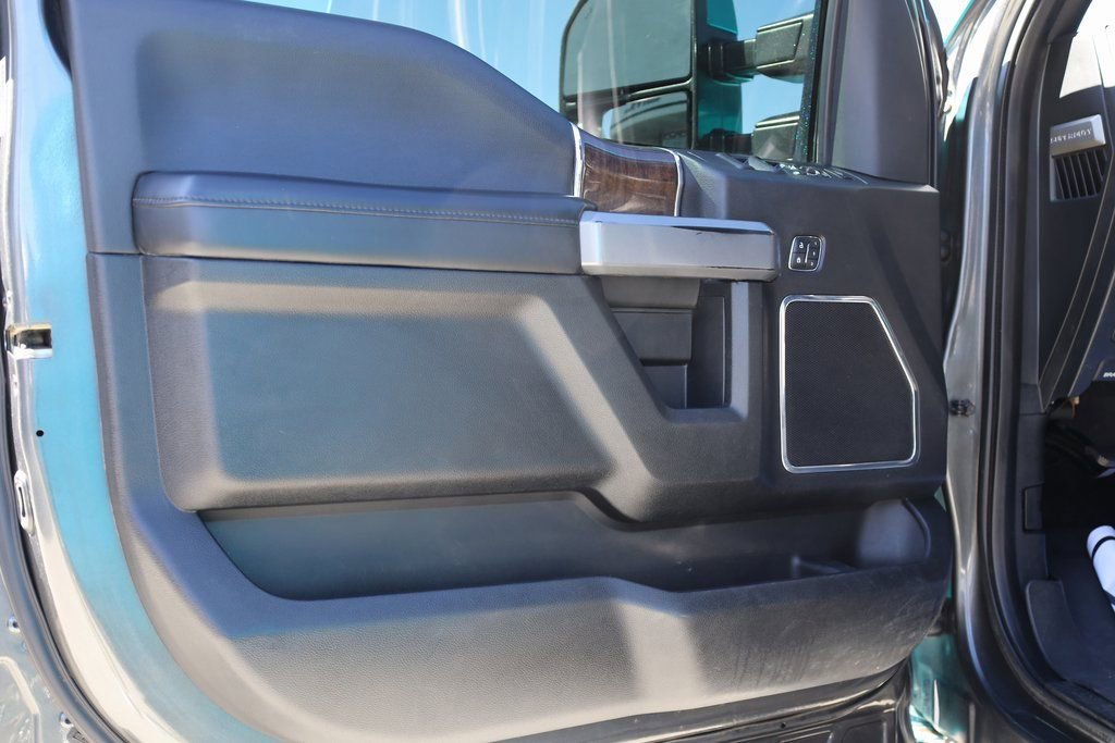 Used 2017 Ford F350 Platinum w/ FX4 4x4 Off Road Package image 10