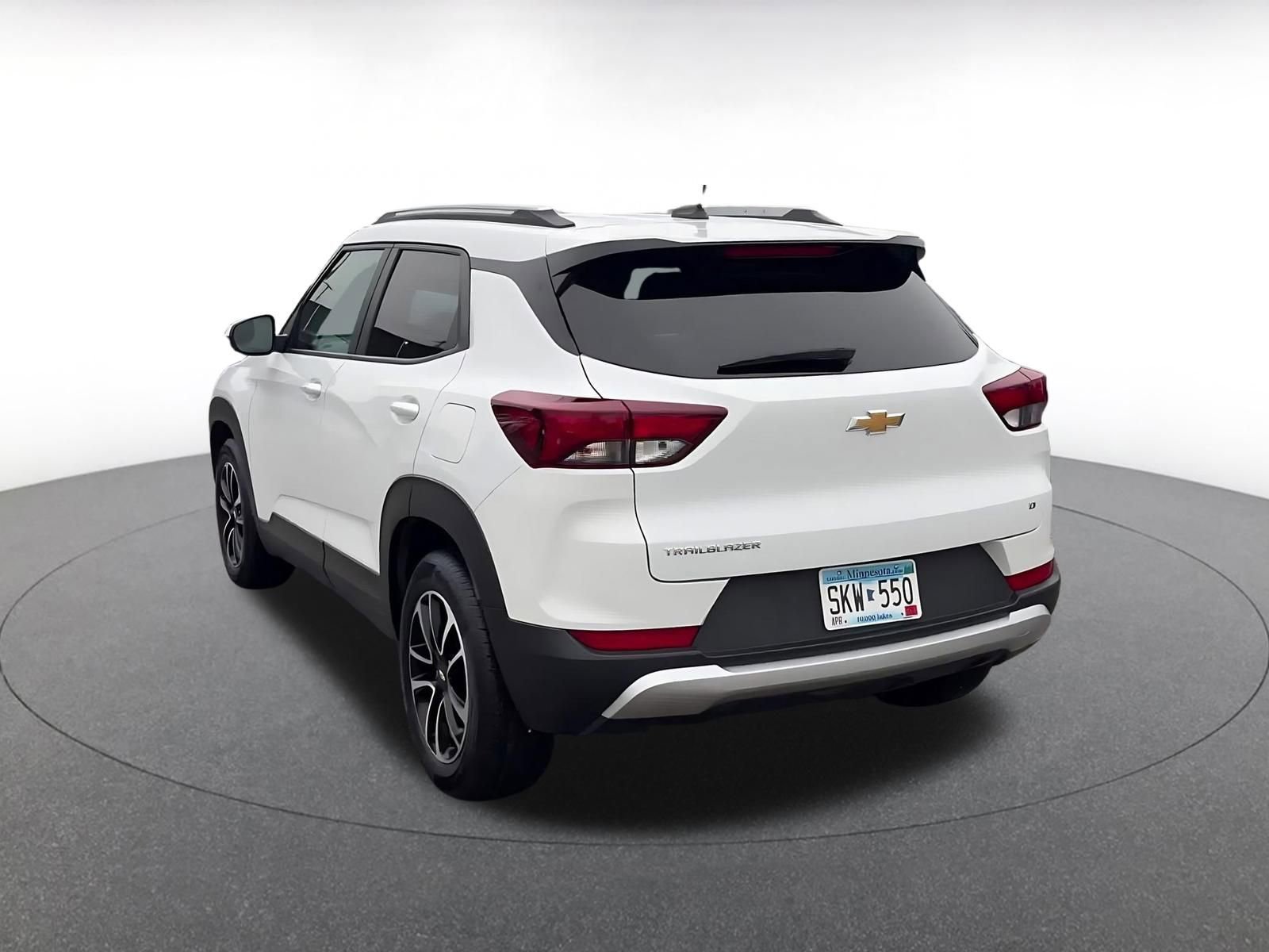 Used 2025 Chevrolet TrailBlazer LT image 11