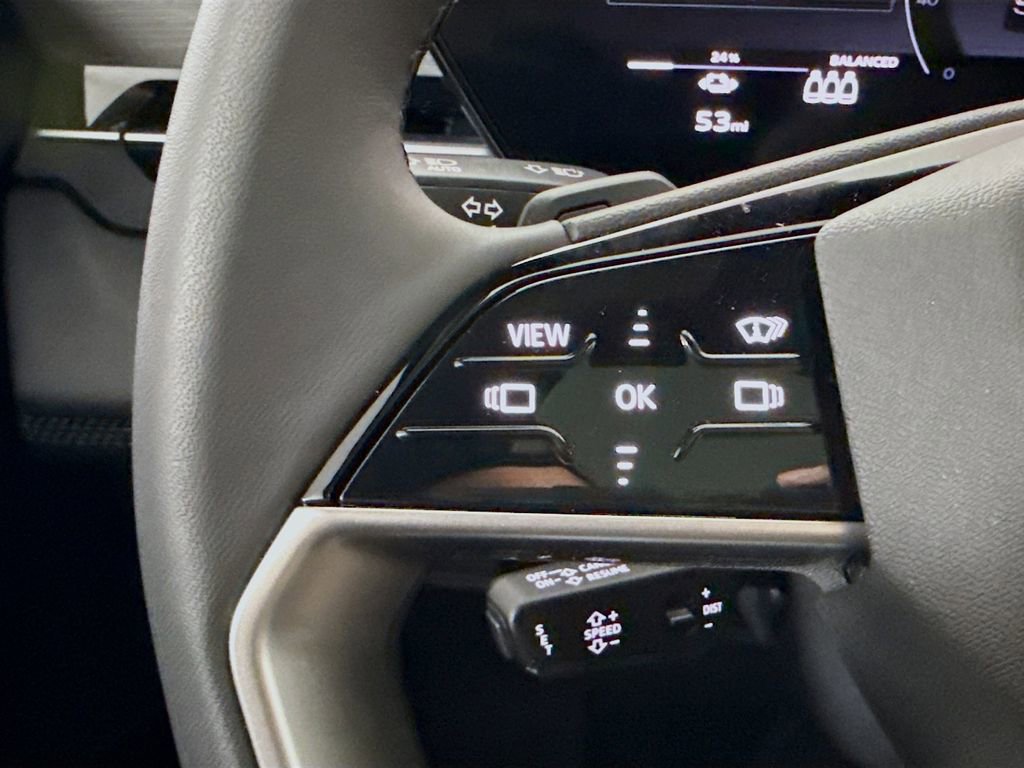 Used 2025 Audi Q6 e-tron Premium Plus image 14