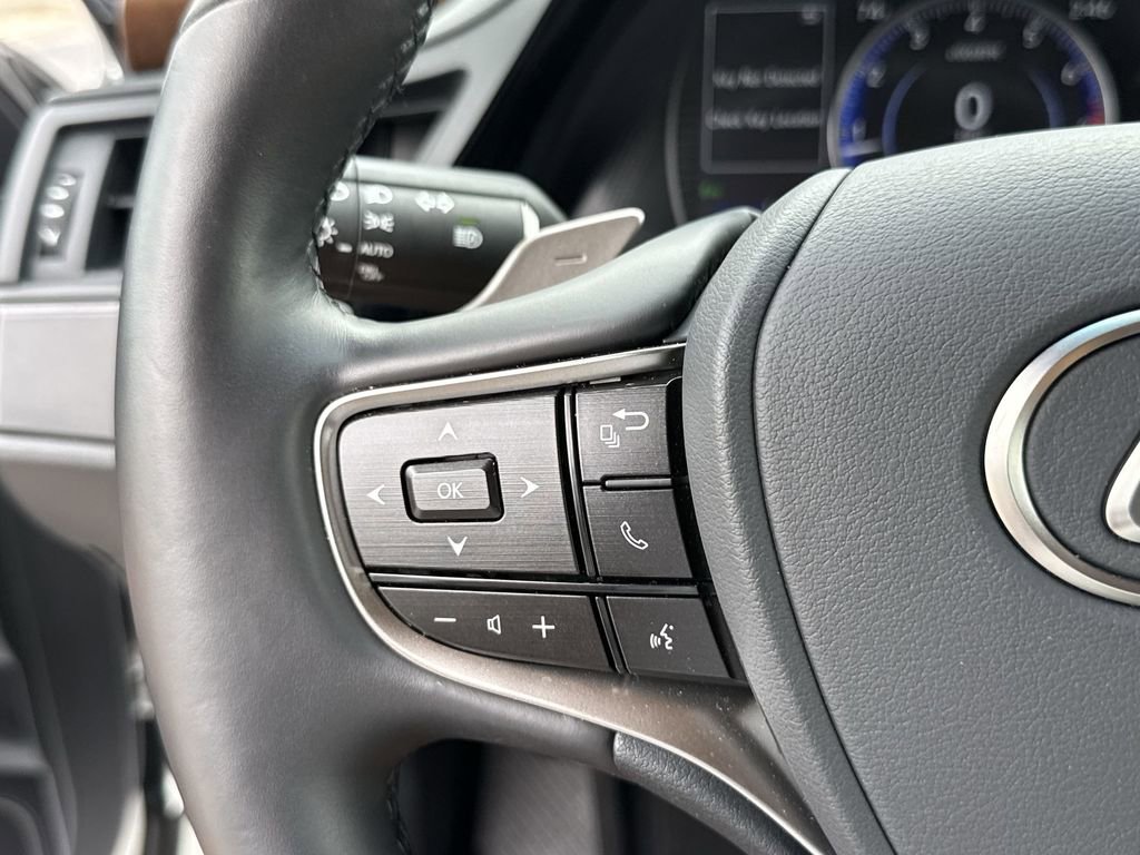 Used 2025 Lexus ES 350 w/ Premium Package image 26