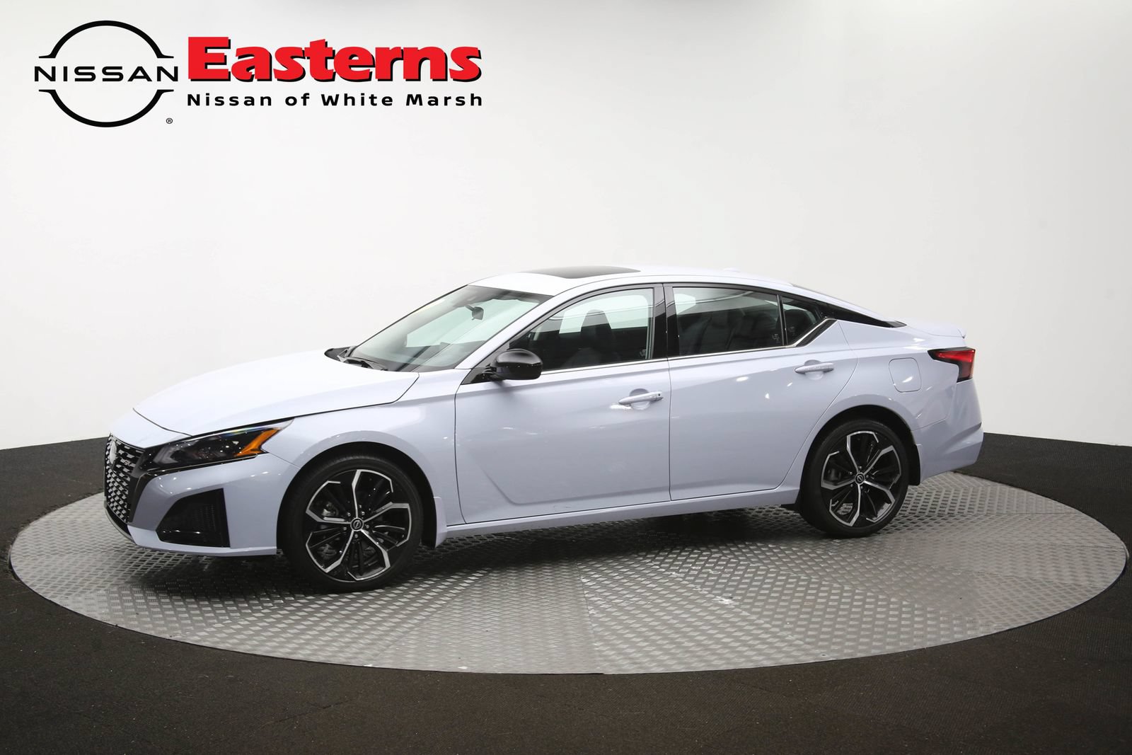Used 2023 Nissan Altima 2.5 SR AWD/4WD image 56
