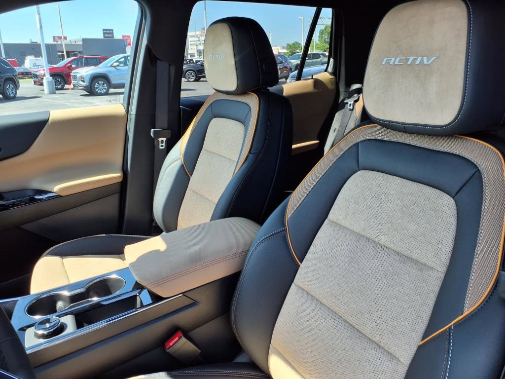 New 2026 Chevrolet Equinox ACTIV w/ Safety and Technology Package image 13