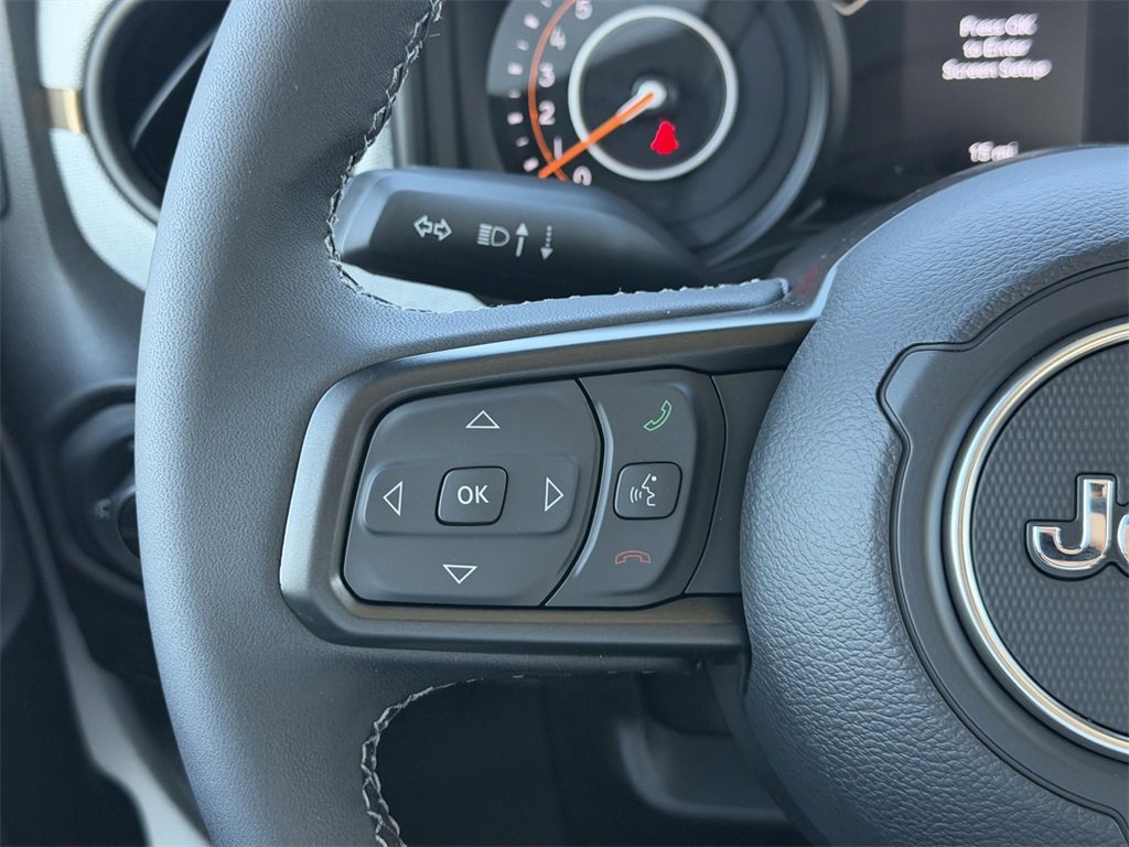 New 2025 Jeep Gladiator Sport image 19