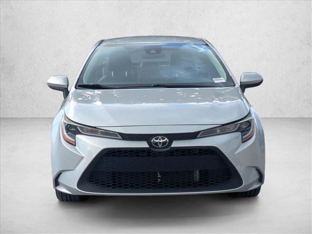 Used 2021 Toyota Corolla LE FWD image 2