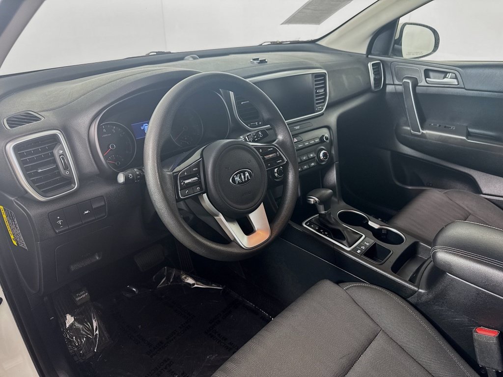 Used 2021 Kia Sportage LX AWD/4WD image 9
