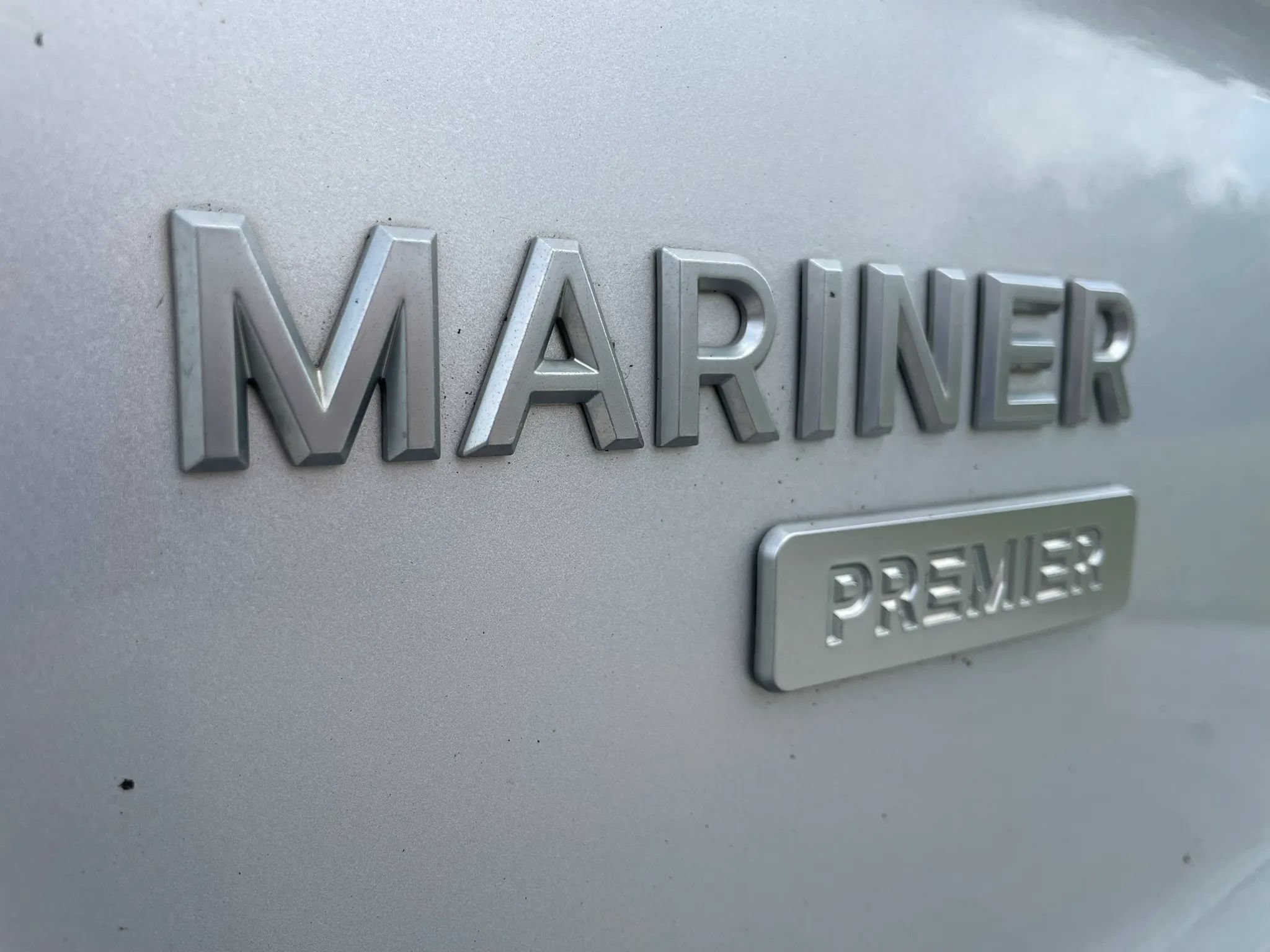 Used 2010 Mercury Mariner Premier AWD/4WD image 12