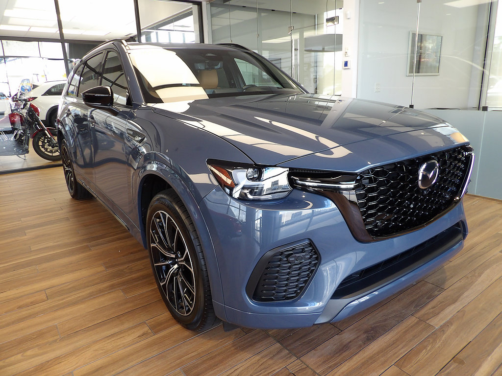 Certified 2026 MAZDA CX-70 3.3 Turbo S w/ Premium Plus AWD/4WD image 3