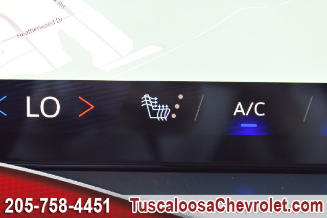 New 2027 Chevrolet Traverse LT w/ Driver Confidence Package FWD image 33