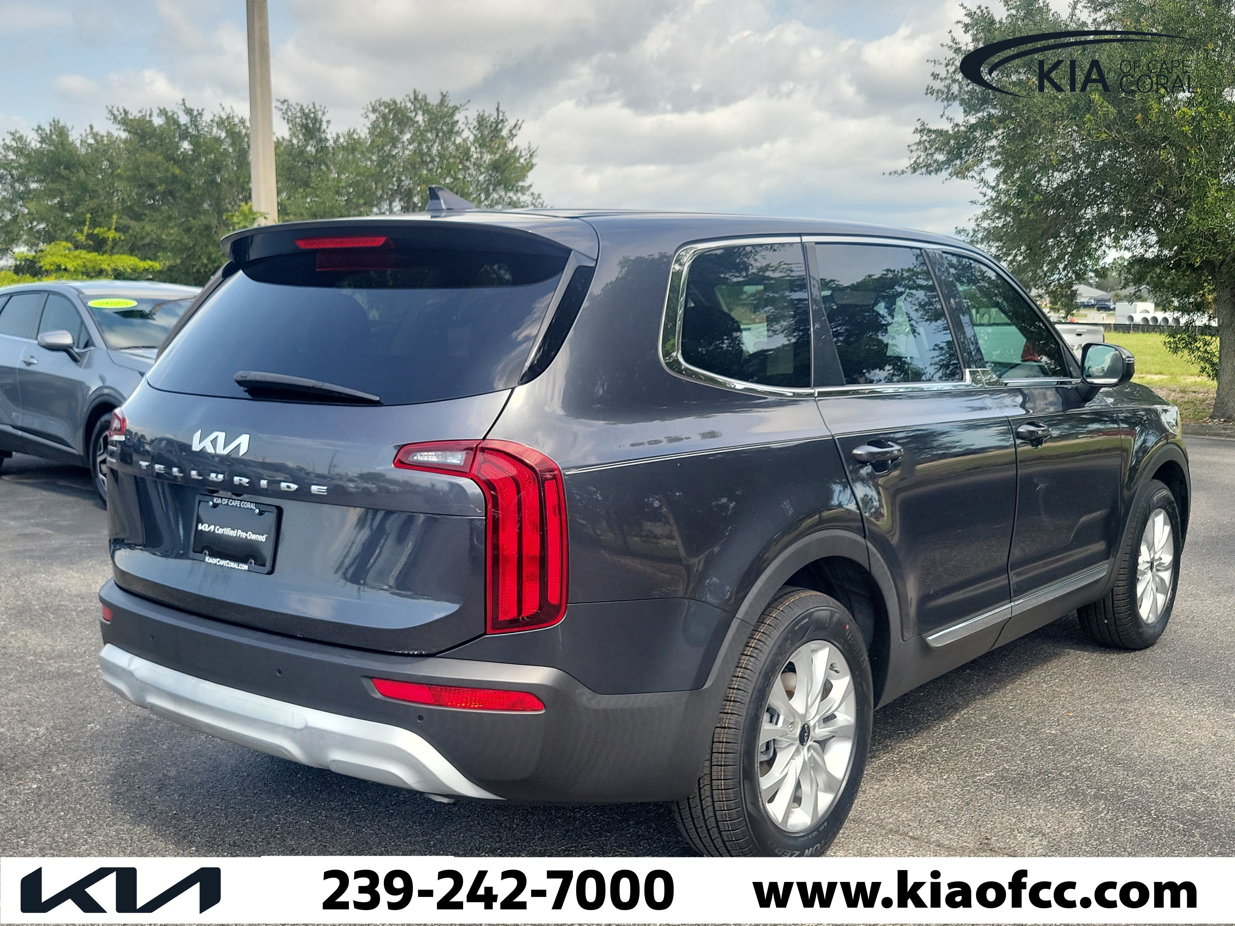 Used 2022 Kia Telluride LX FWD image 6