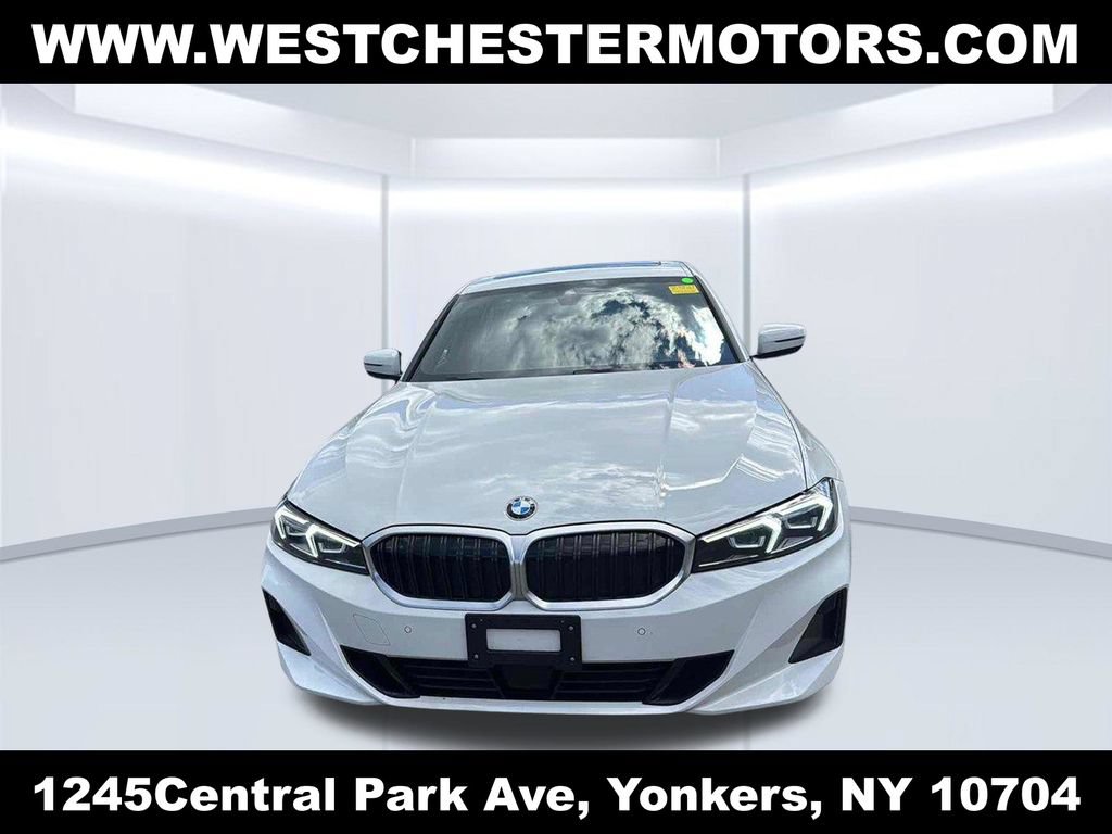 Used 2025 BMW 330i xDrive Sedan AWD/4WD image 2
