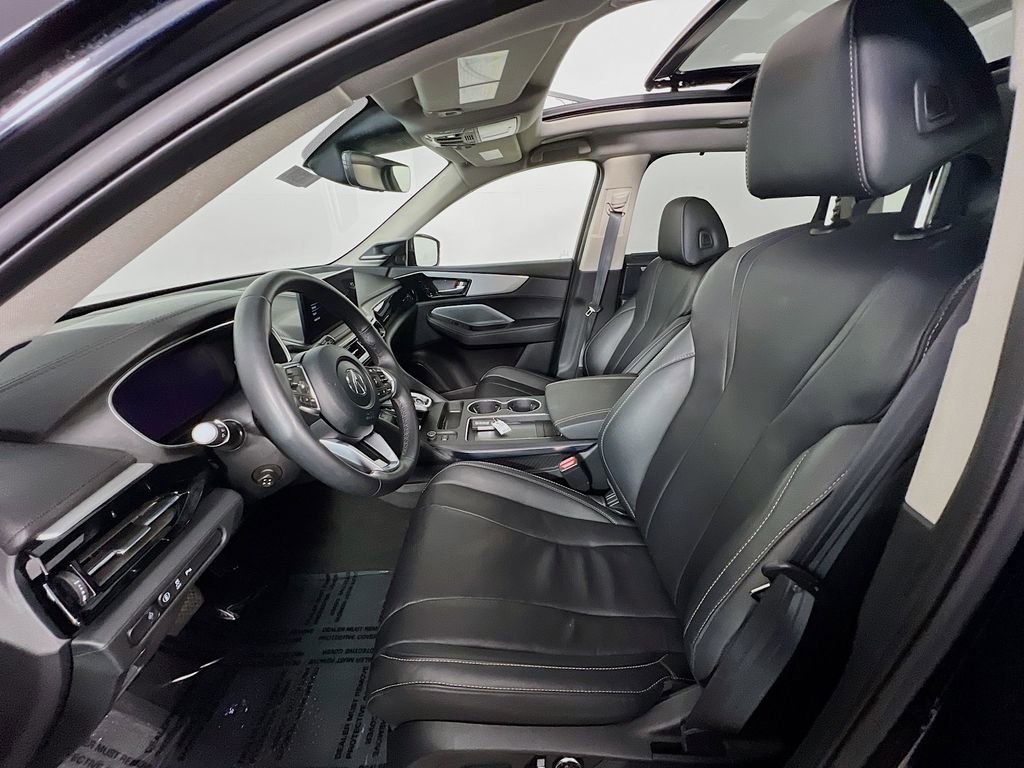 Used 2025 Acura MDX SH-AWD w/ Technology Package image 21