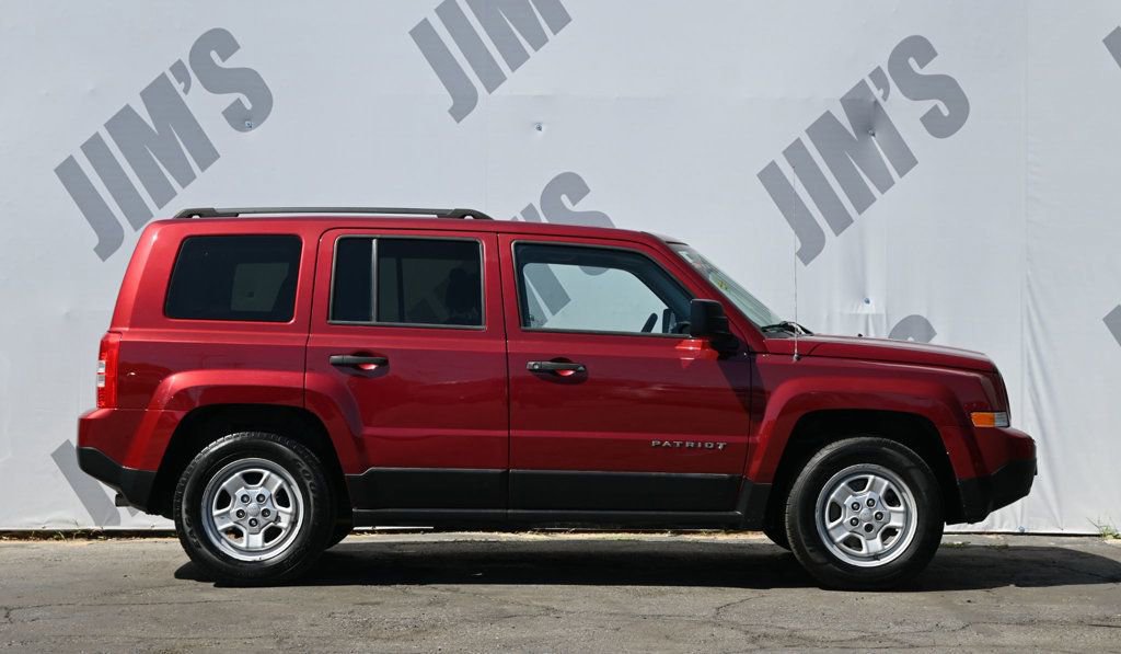Used 2017 Jeep Patriot Sport FWD image 4