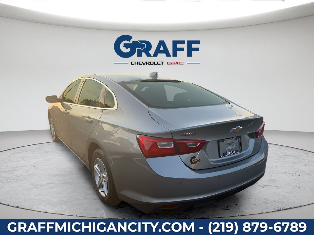Used 2024 Chevrolet Malibu LT FWD image 3
