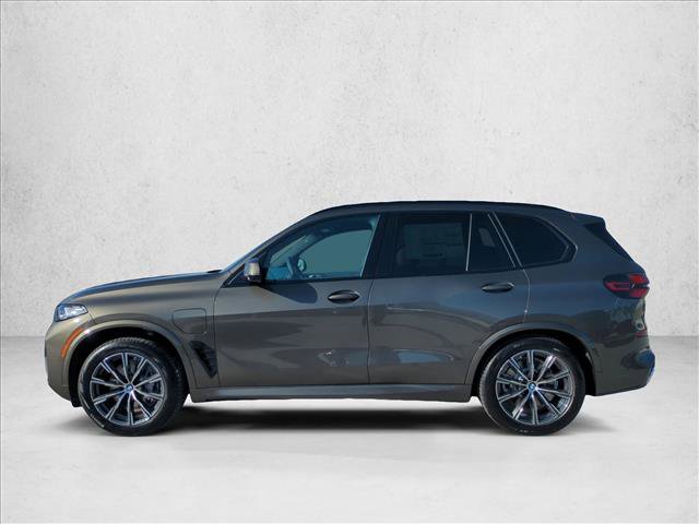 New 2026 BMW X5 xDrive50e image 5