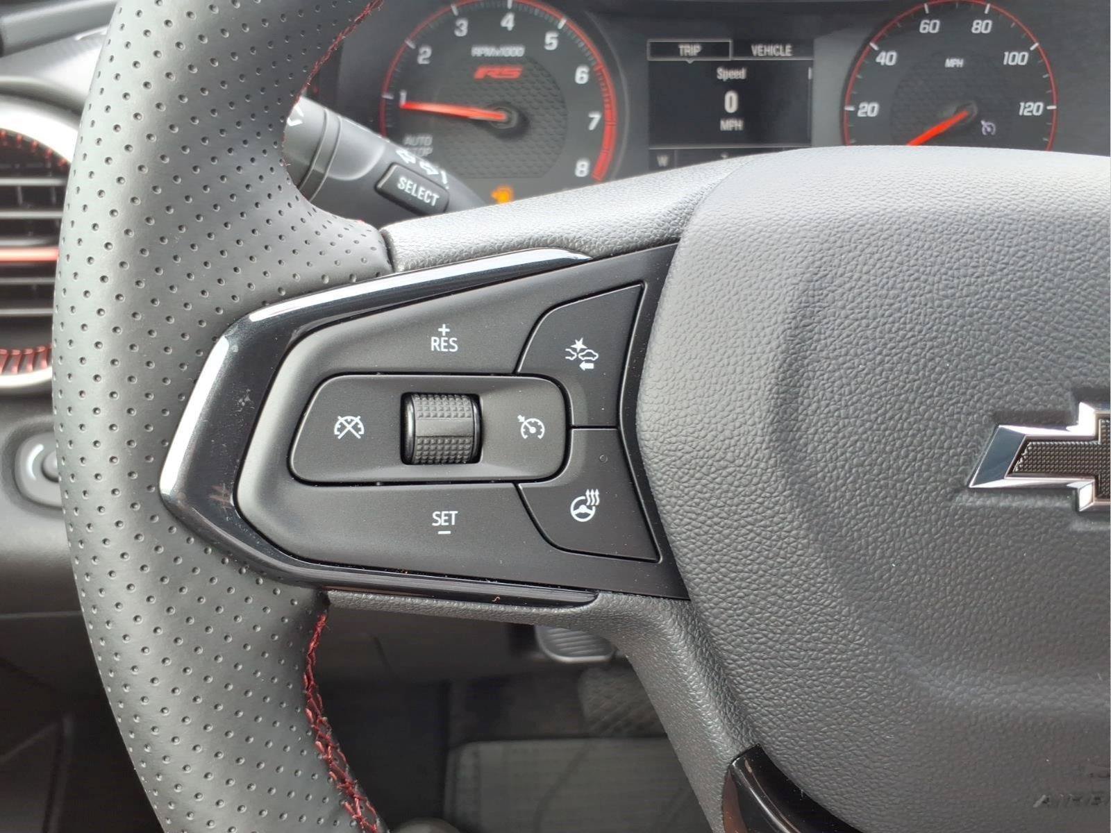 New 2026 Chevrolet Trax RS w/ Sunroof Package FWD image 19