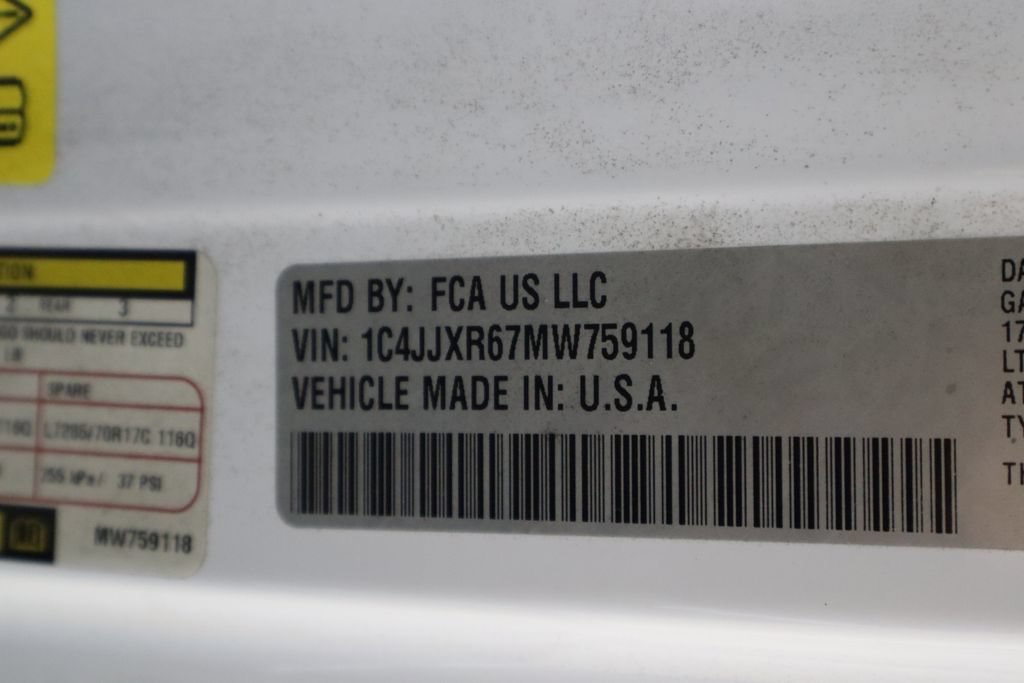 Used 2021 Jeep Wrangler Unlimited Rubicon 4xe w/ Steel Bumper Group AWD/4WD image 39