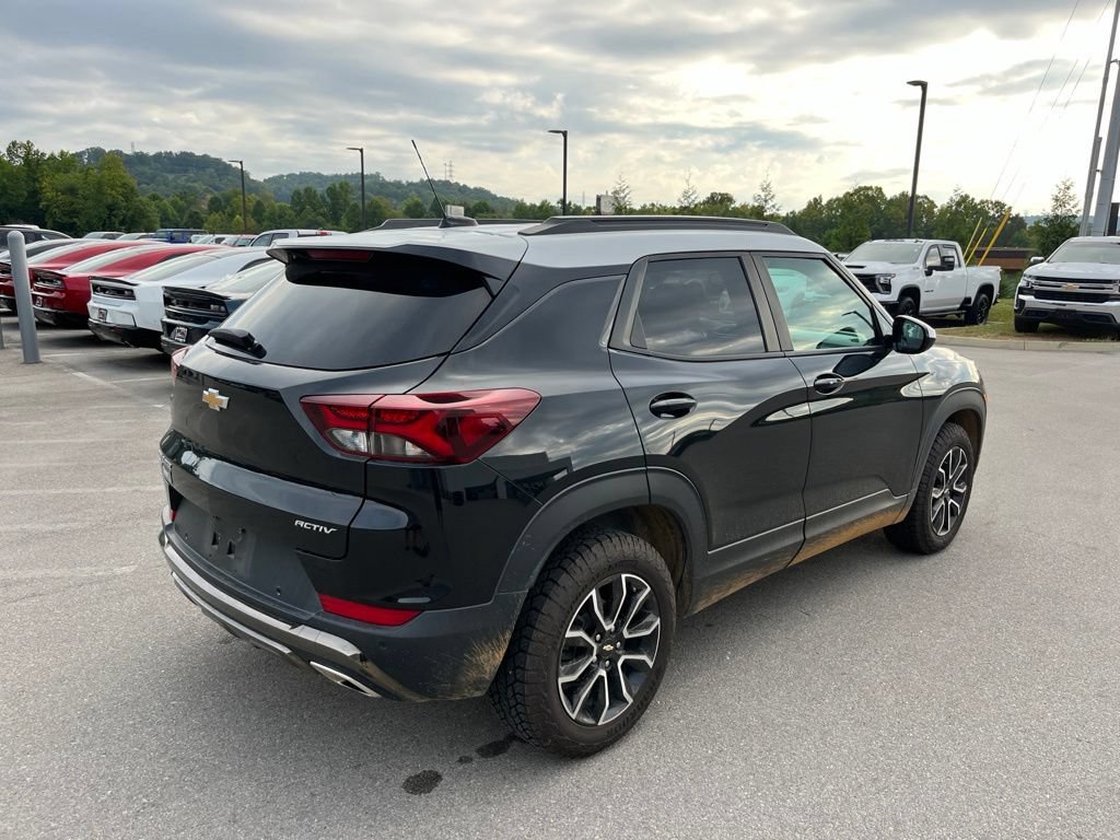 Used 2021 Chevrolet TrailBlazer ACTIV w/ Sun and Liftgate Package AWD/4WD image 4
