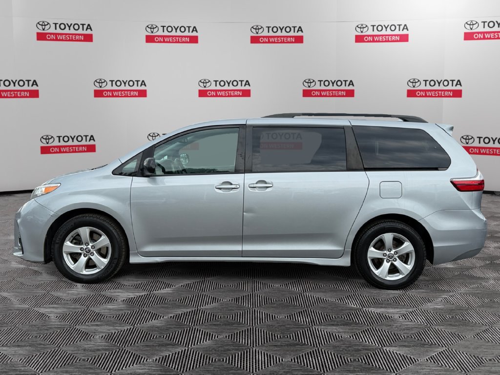 Certified 2020 Toyota Sienna LE FWD image 8