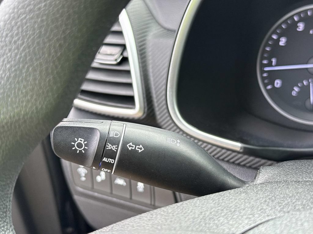 Used 2021 Hyundai Tucson Value FWD image 37