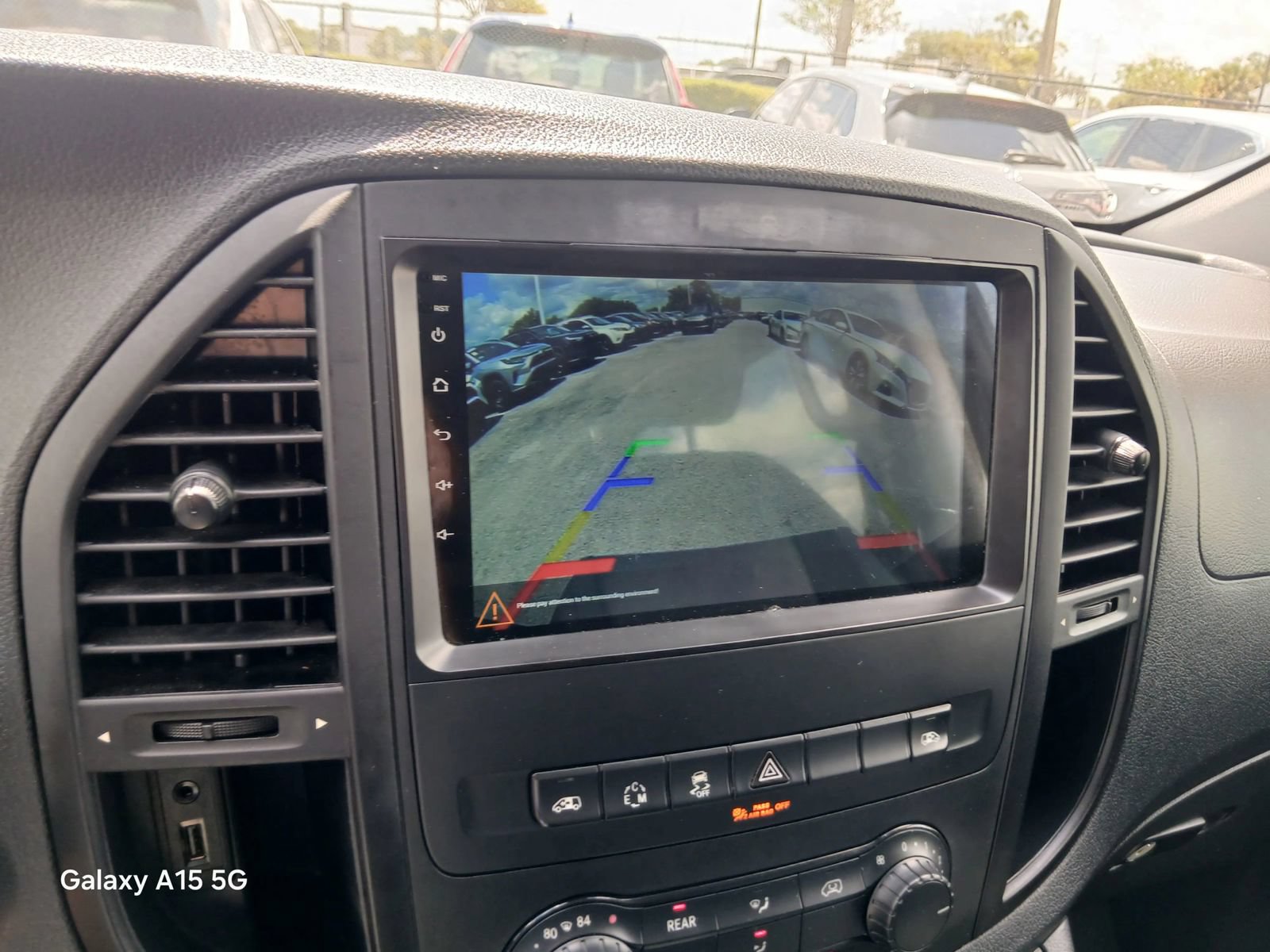 Used 2017 Mercedes-Benz Metris Passenger image 32
