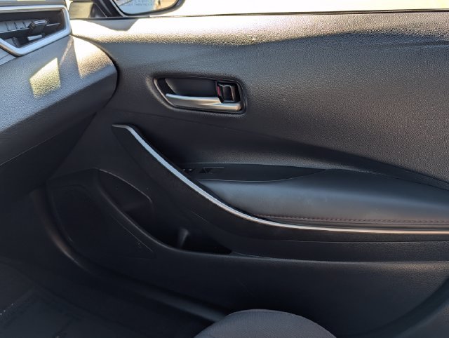Used 2025 Toyota Corolla SE FWD image 22