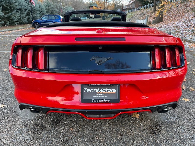 Used 2016 Ford Mustang Premium image 38