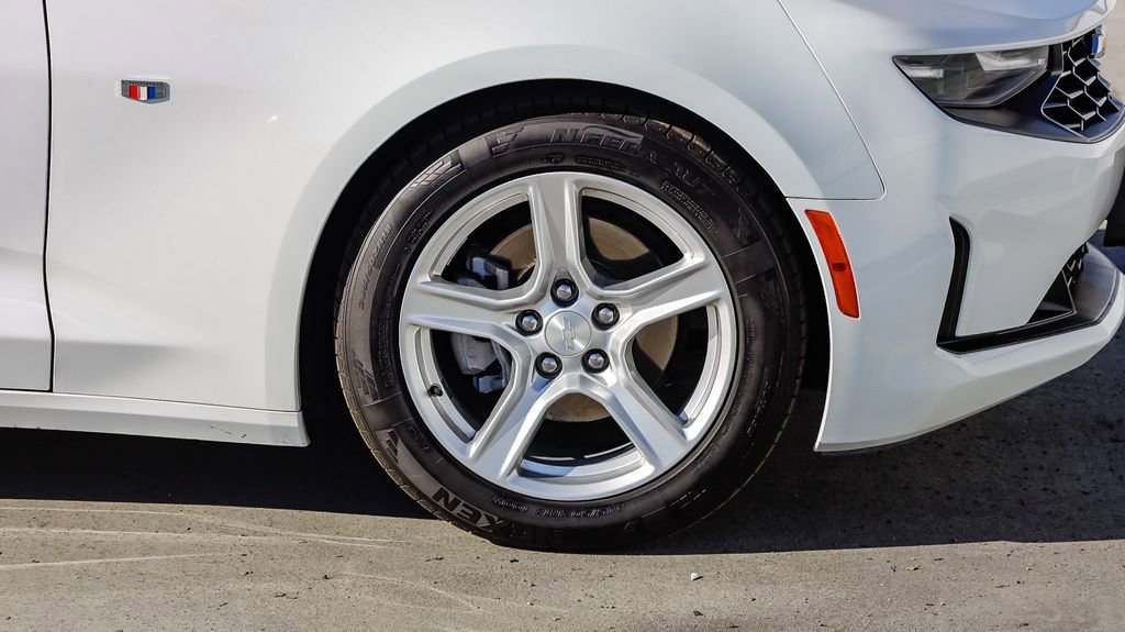 Used 2023 Chevrolet Camaro LT image 11