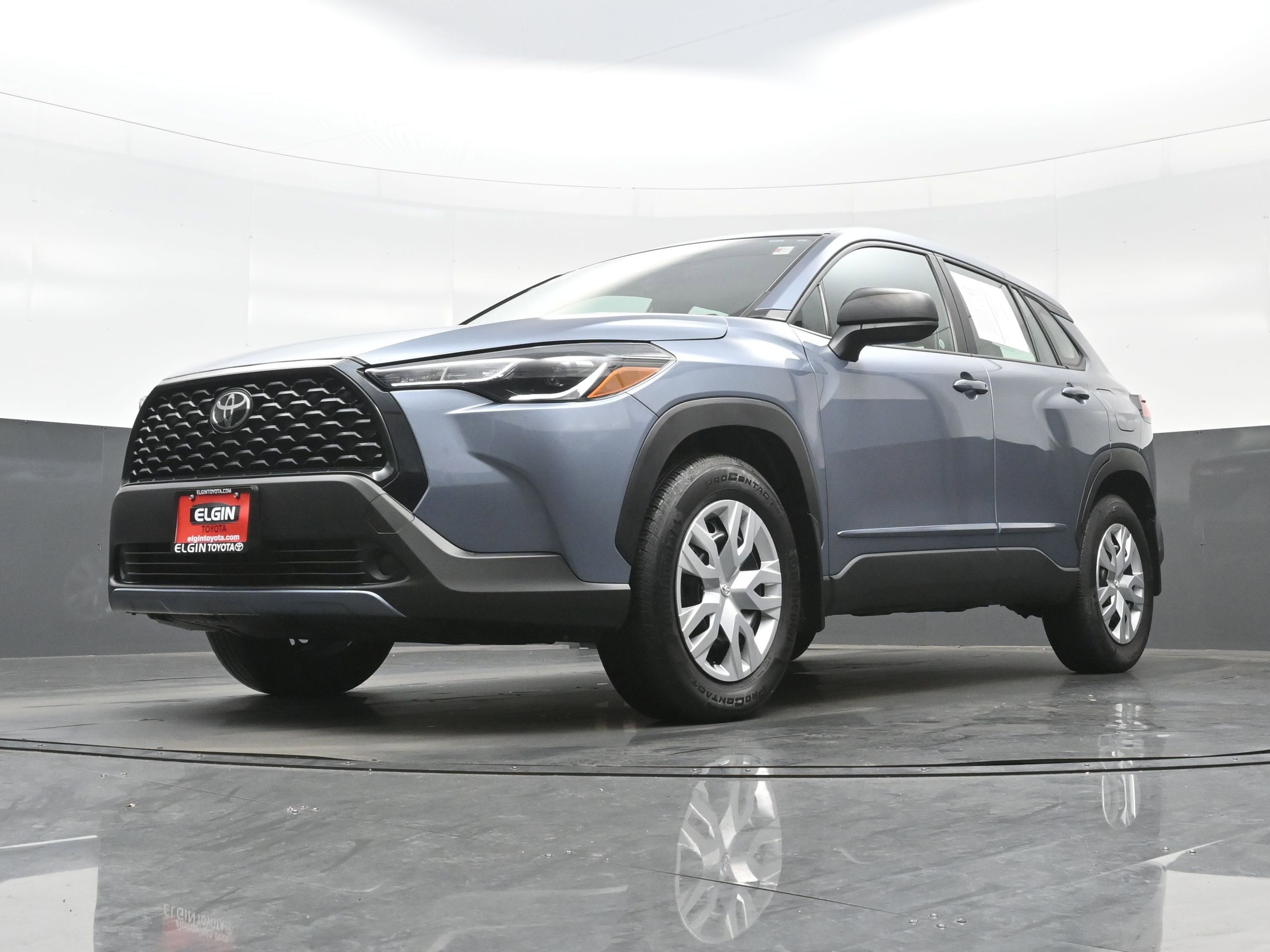 Used 2023 Toyota Corolla Cross L image 25