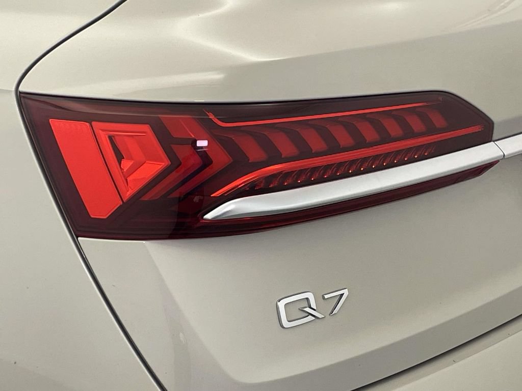 Certified 2023 Audi Q7 3.0T Premium AWD/4WD image 16