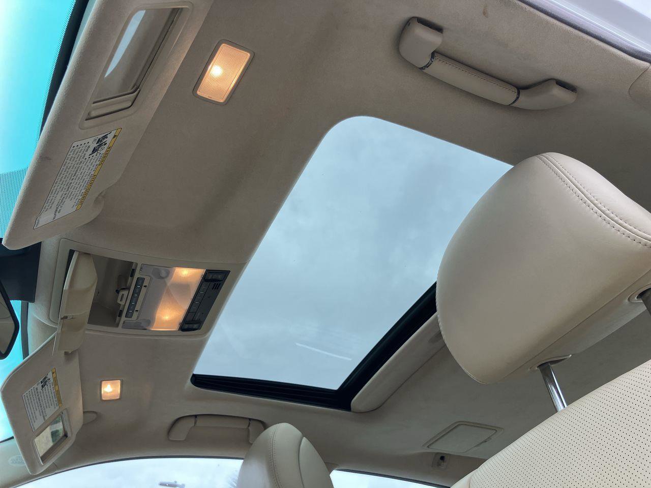 Used 2012 Lexus LS 460 L image 22