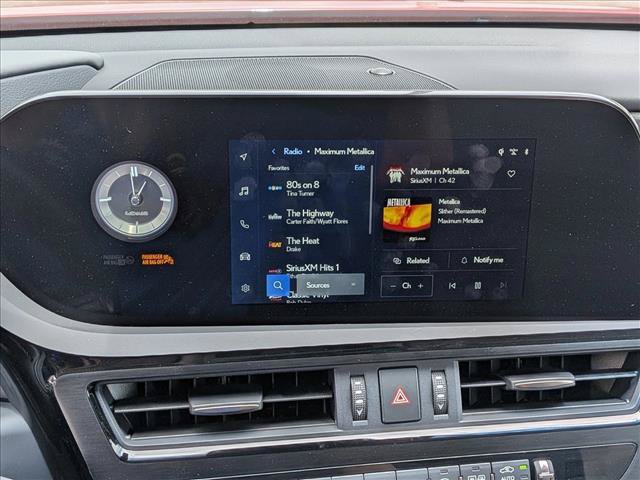 Used 2025 Lexus ES 300h w/ Premium Package FWD image 13