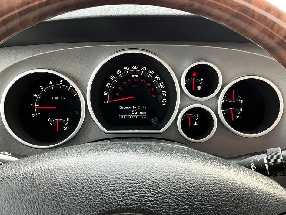 Used 2012 Toyota Tundra Limited w/ Platinum Pkg image 19