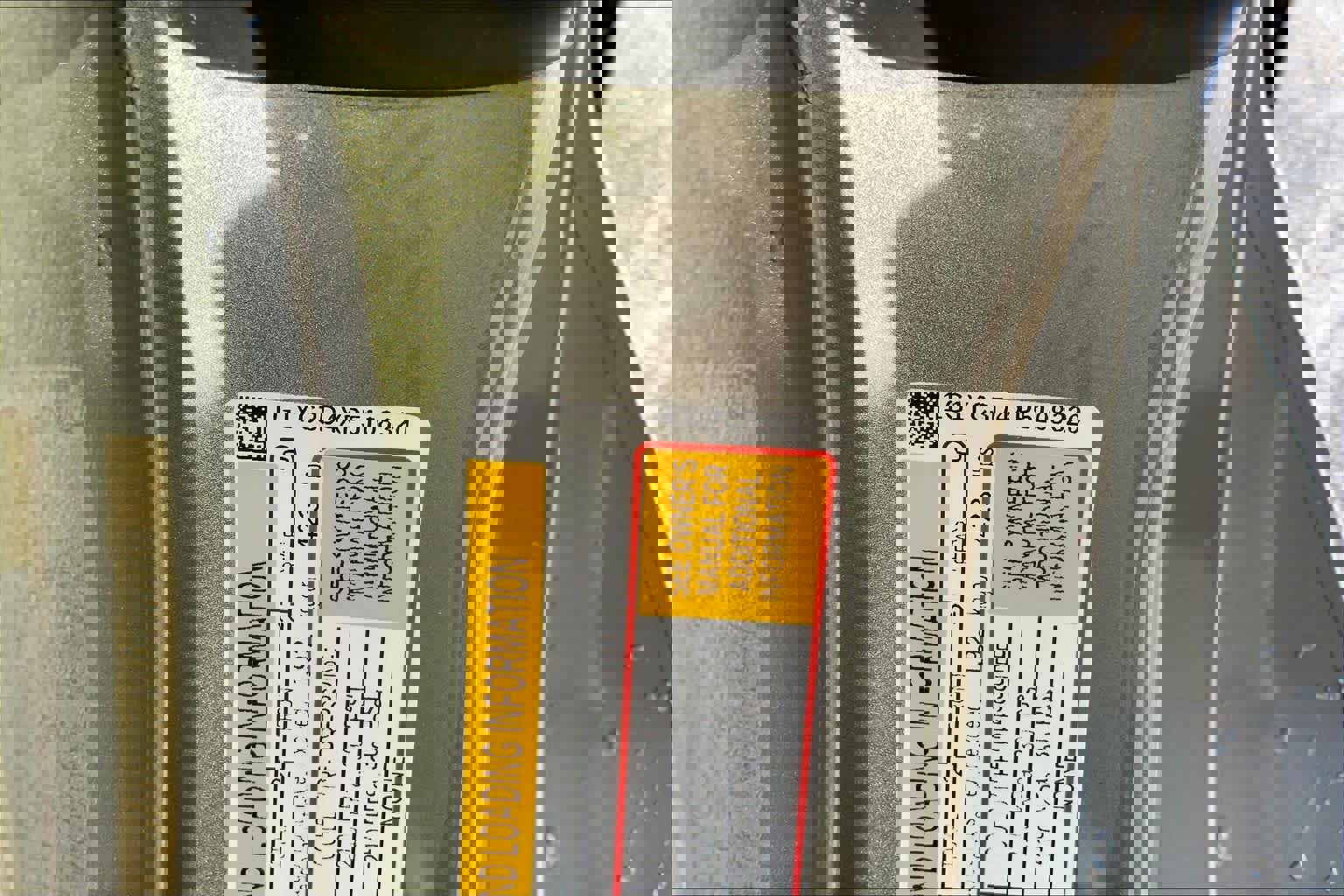 Used 2023 Chevrolet Corvette Stingray Premium Conv w/ Z51 Performance Package image 29