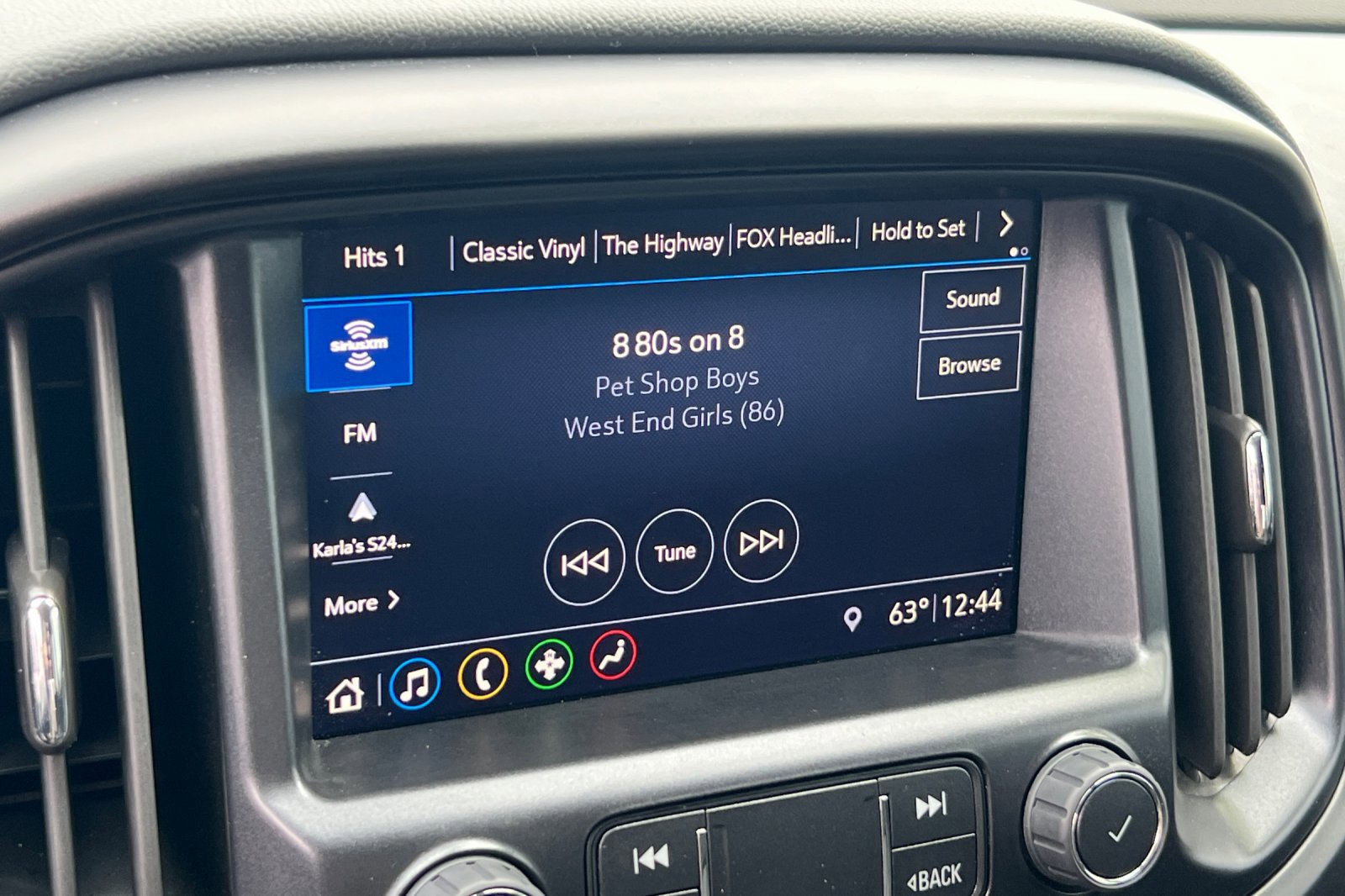 Used 2022 Chevrolet Colorado Z71 w/ Z71 Midnight Edition image 16