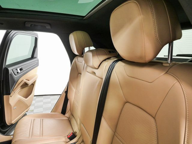 Certified 2020 Porsche Cayenne AWD/4WD image 23