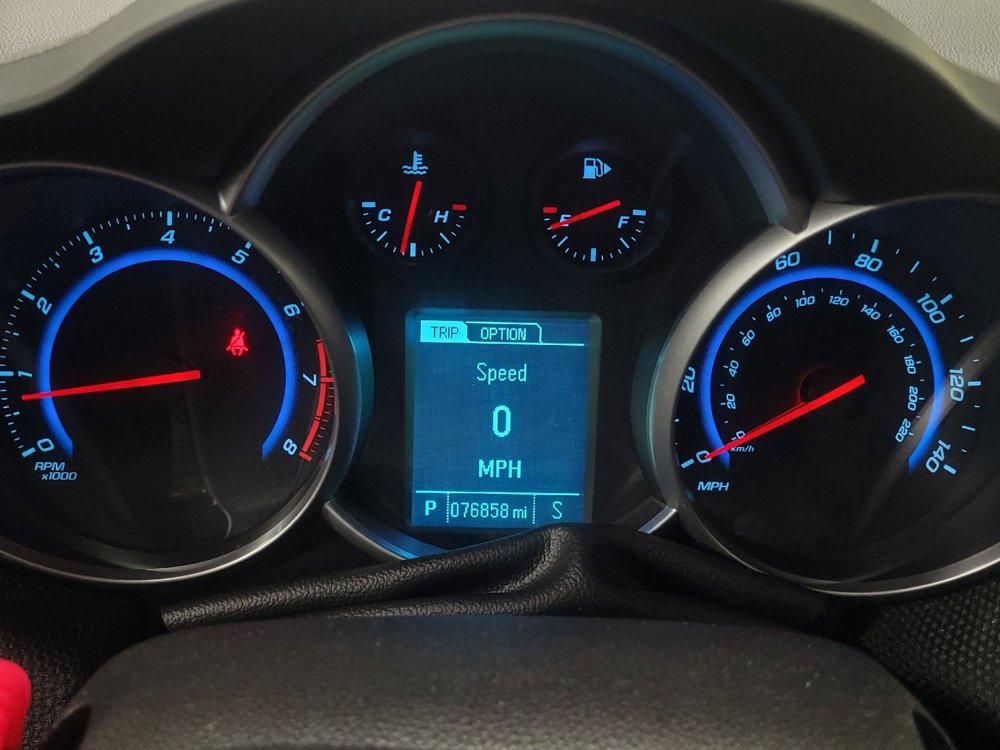 Used 2015 Chevrolet Cruze LT w/ Sun And Sound Package image 23