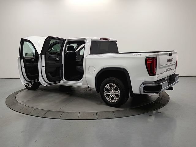 Used 2025 GMC Sierra 1500 SLT AWD/4WD image 12
