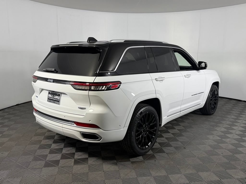 Certified 2023 Jeep Grand Cherokee Summit w/ Luxury Tech Group V AWD/4WD image 6